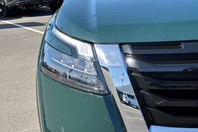 2025 Nissan Pathfinder Platinum PLATINUM 4WD