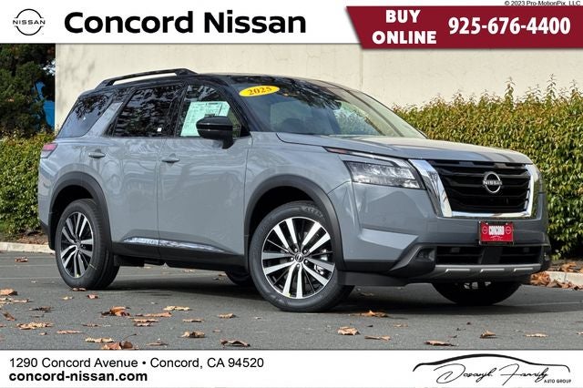 2025 Nissan Pathfinder Platinum