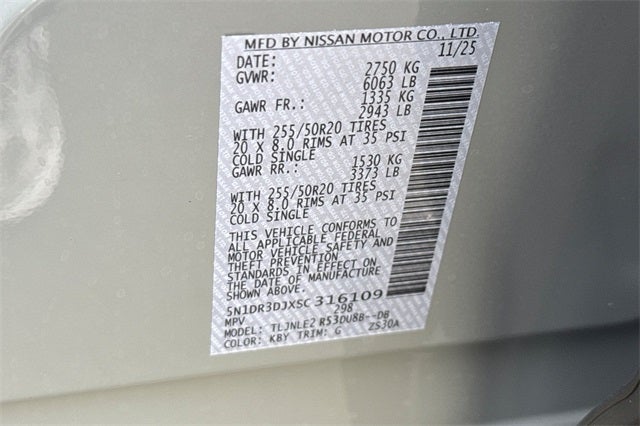 2025 Nissan Pathfinder Platinum