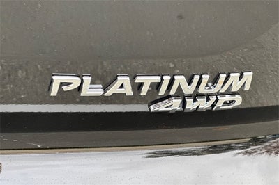 2025 Nissan Pathfinder Platinum