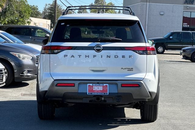 2026 Nissan Pathfinder Platinum