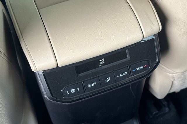 2024 Toyota Highlander XLE XLE