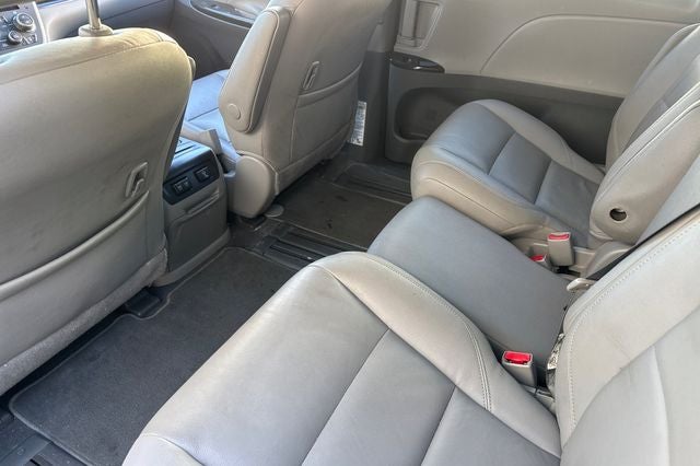 2020 Toyota Sienna XLE 7 Passenger