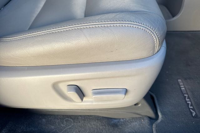 2020 Toyota Sienna XLE 7 Passenger