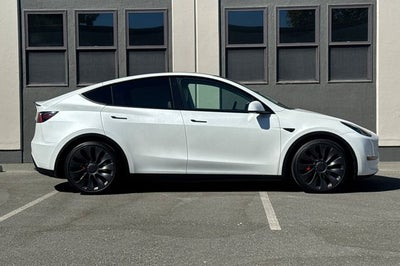 2023 Tesla Model Y Performance
