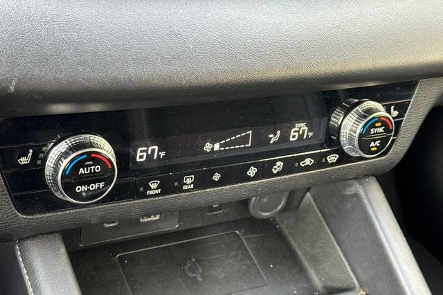 2024 Mitsubishi Outlander SE SE