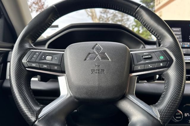 2024 Mitsubishi Outlander SE SE