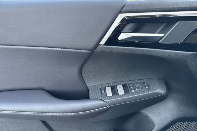 2026 Nissan Rogue SL