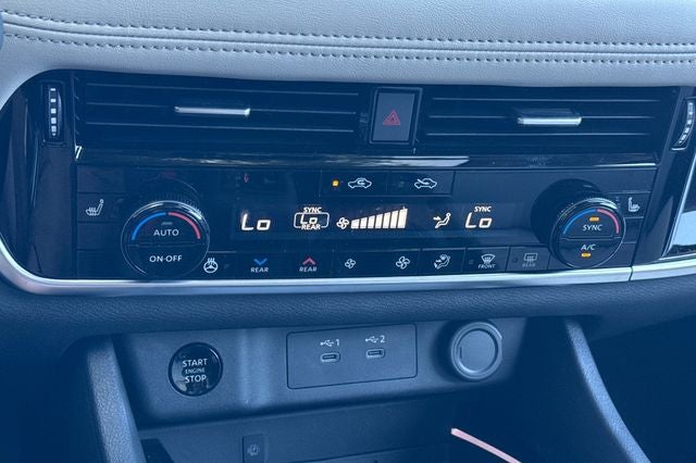 2025 Nissan Rogue SL
