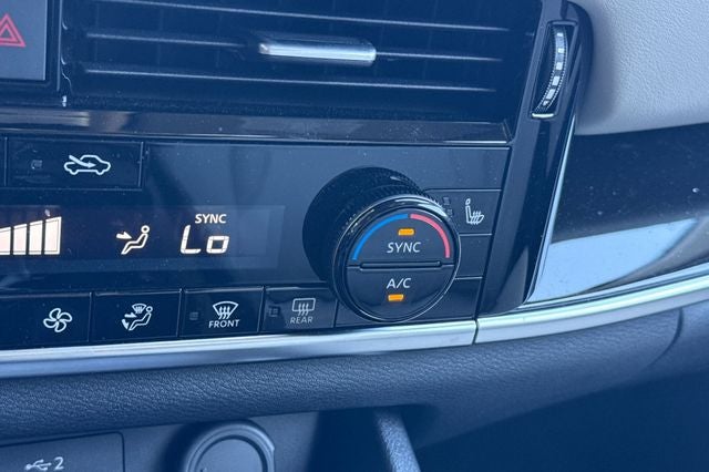 2025 Nissan Rogue SL