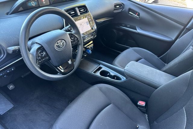 2022 Toyota Prius LE LE FWD