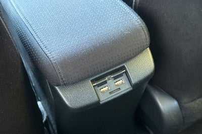 2022 Toyota Prius LE LE FWD