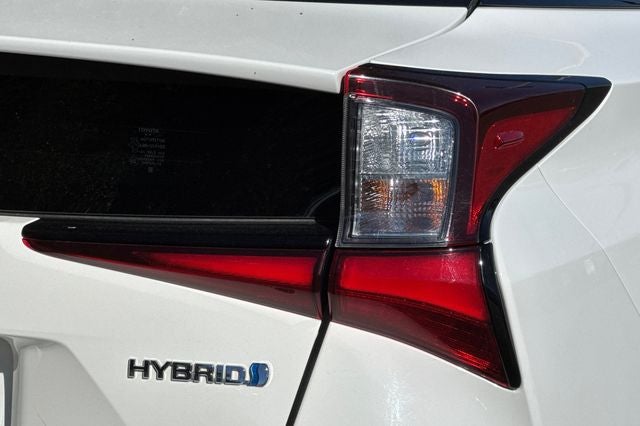 2022 Toyota Prius LE LE FWD