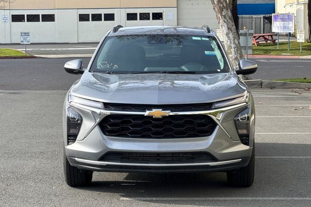 2025 Chevrolet Trax LT LT