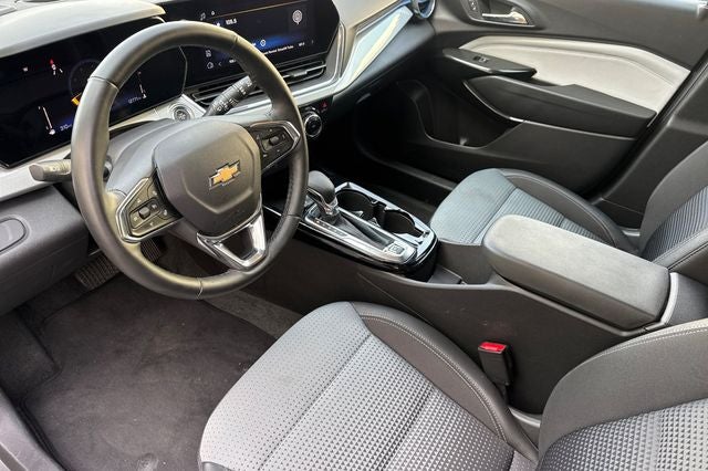 2025 Chevrolet Trax LT LT