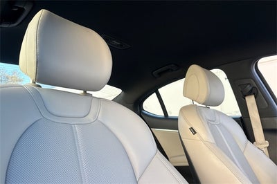 2023 Genesis G70 2.0T 2.0T AWD