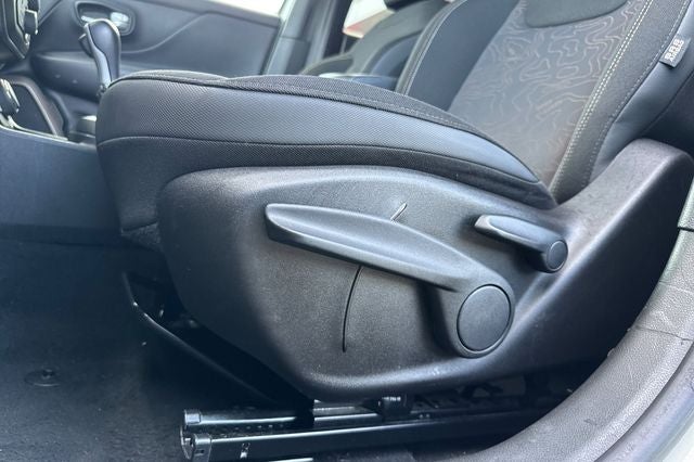 2023 Jeep Renegade Latitude LATITUDE 4WD