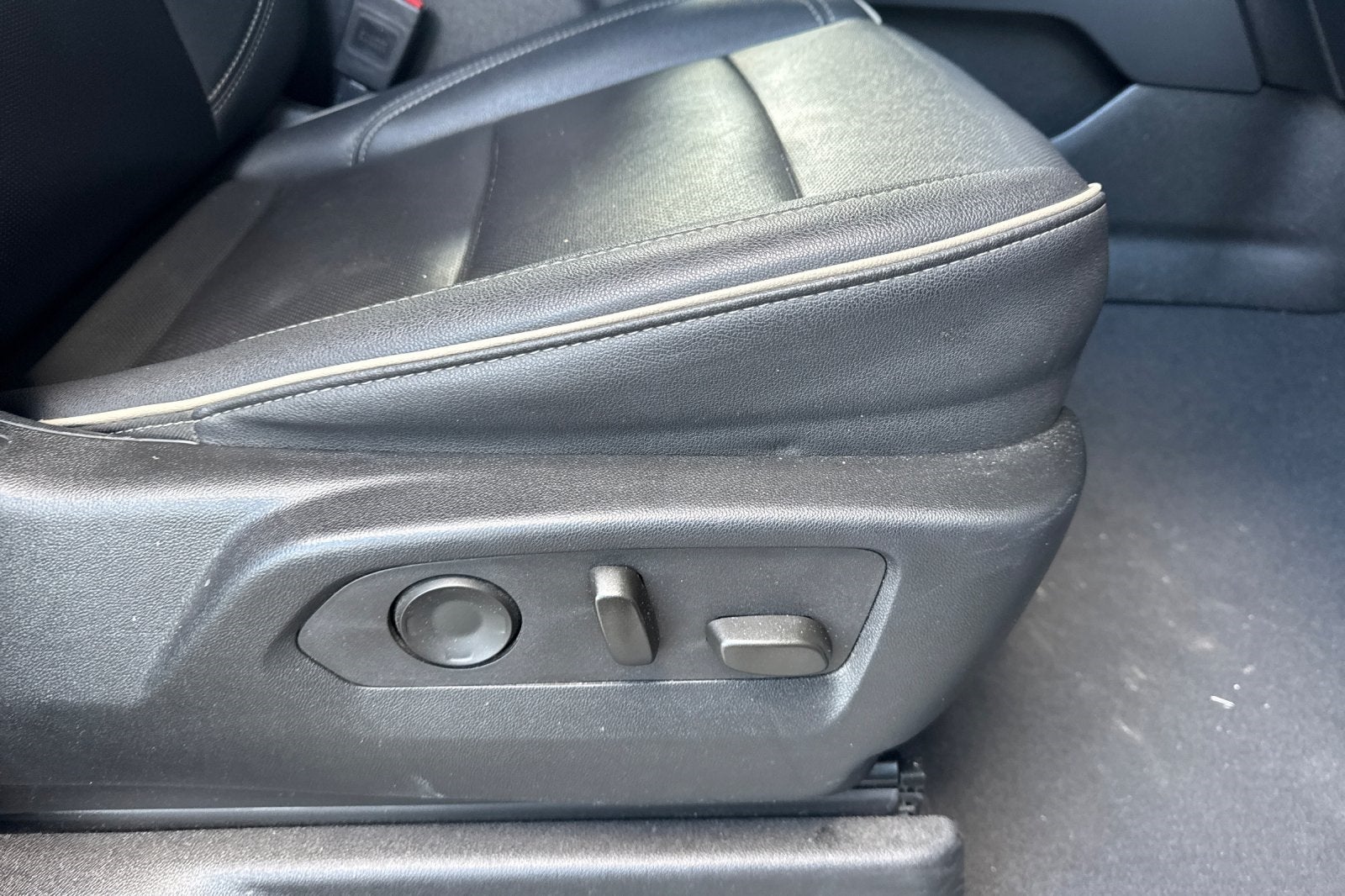 2024 GMC Yukon XL SLT SLT