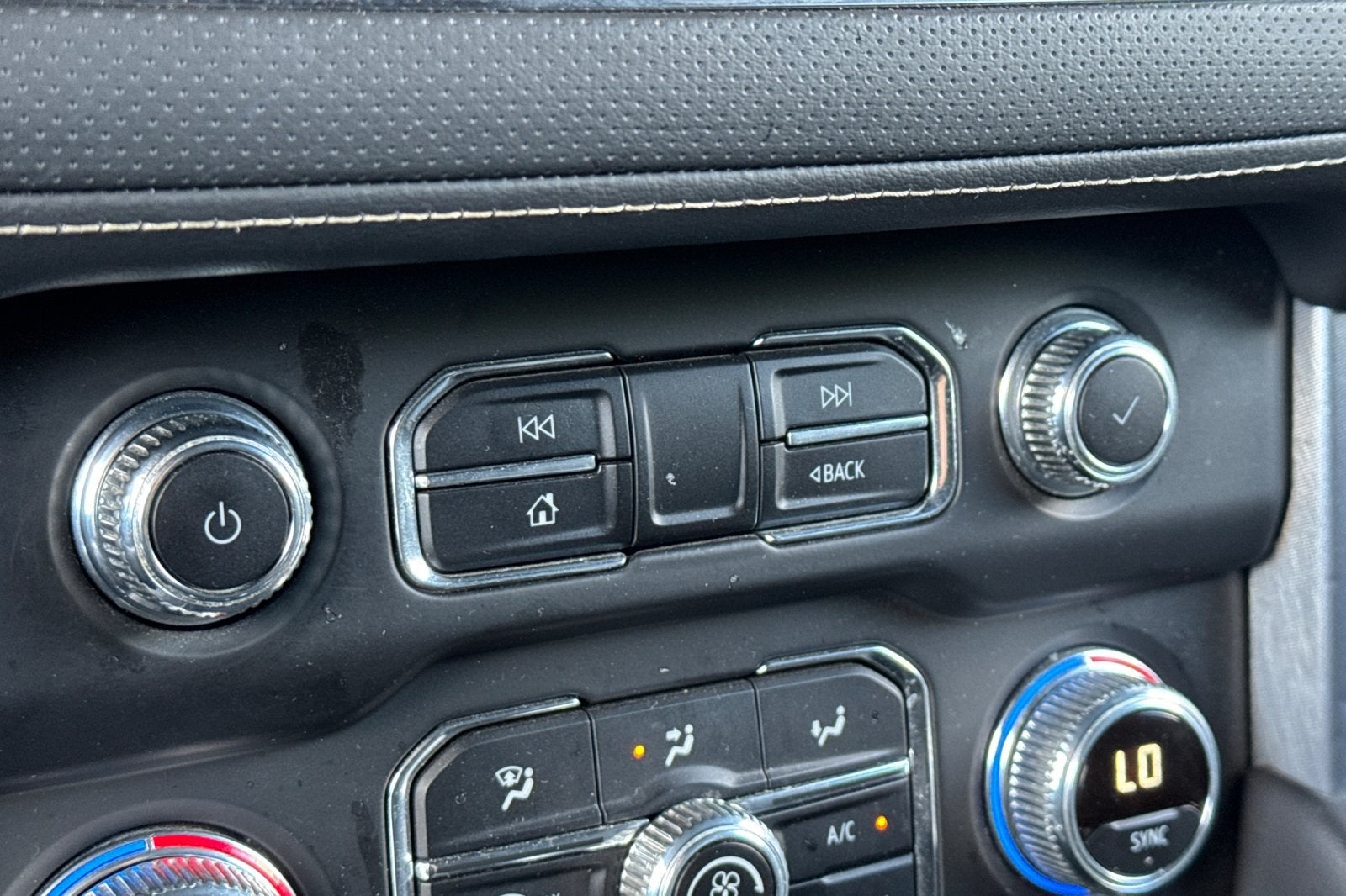 2024 GMC Yukon XL SLT SLT