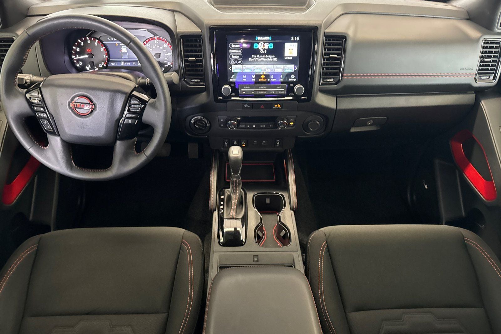 2023 Nissan Frontier PRO-4X PRO-4X