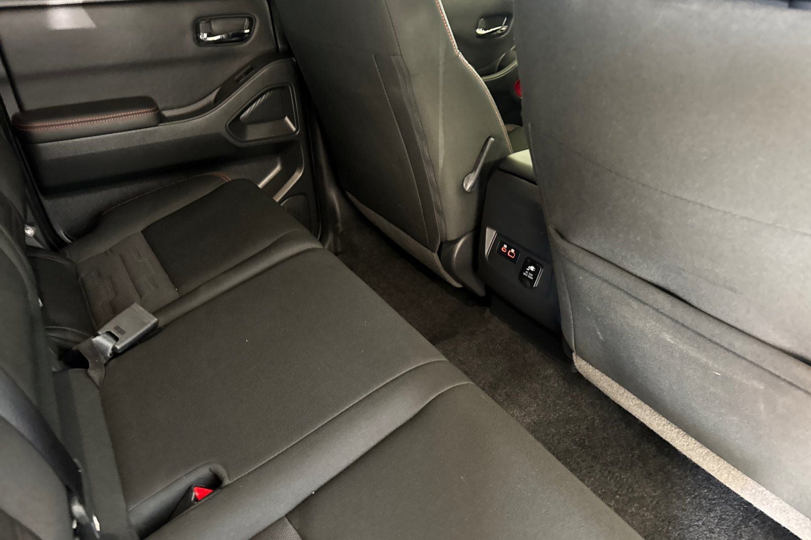 2023 Nissan Frontier PRO-4X PRO-4X