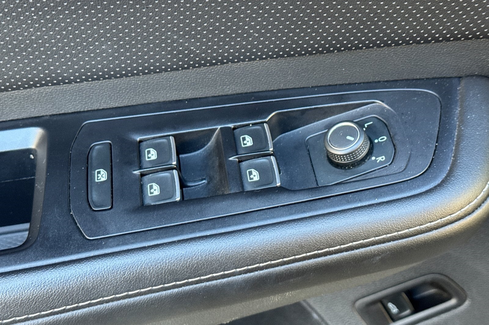 2024 Volkswagen Atlas 2.0T SE w/Technology SE TECHNOLOGY