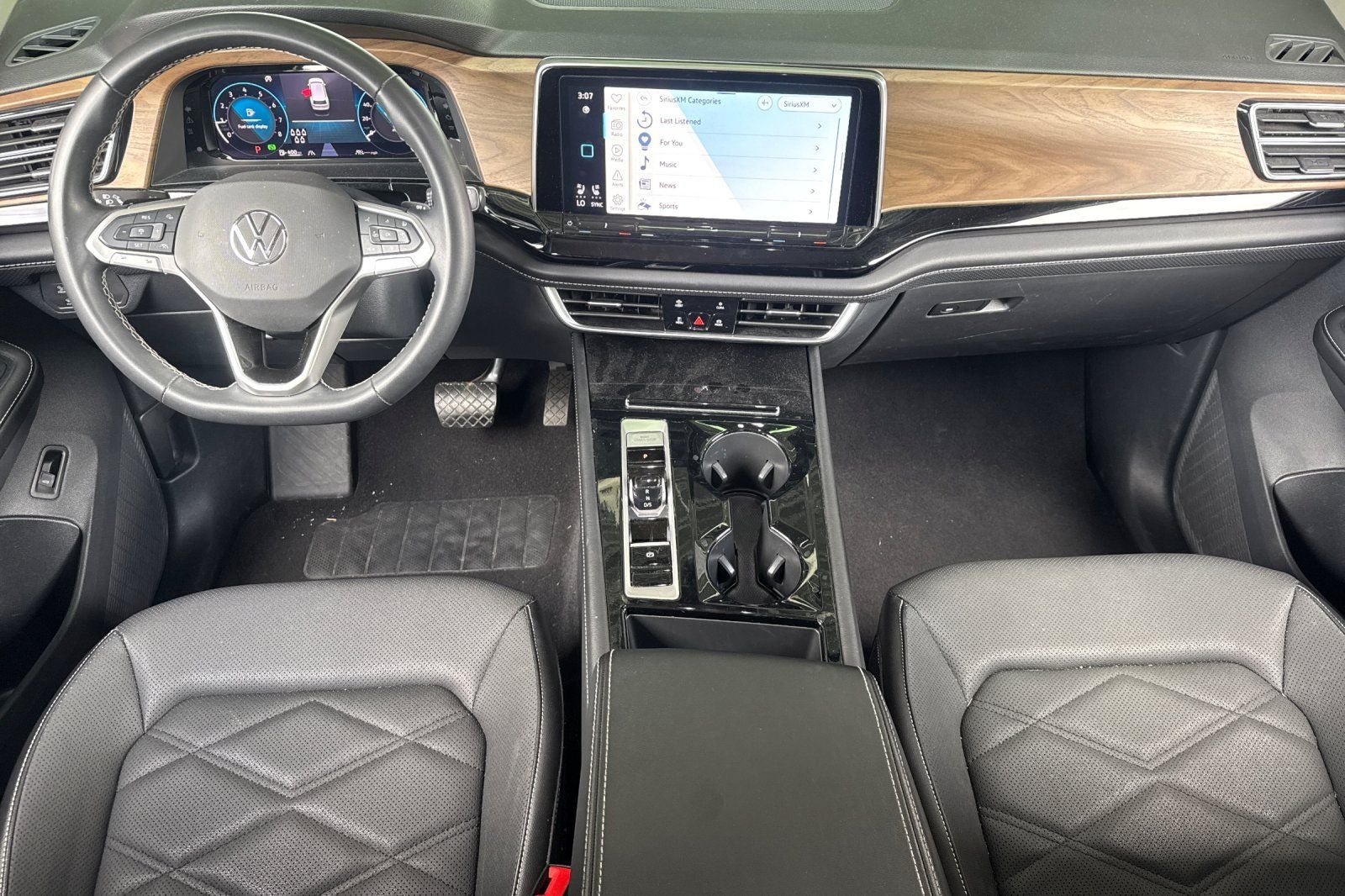 2024 Volkswagen Atlas 2.0T SE w/Technology TECHNOLOGY
