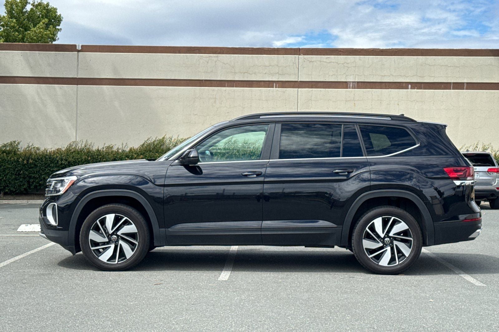 2024 Volkswagen Atlas 2.0T SE w/Technology TECHNOLOGY