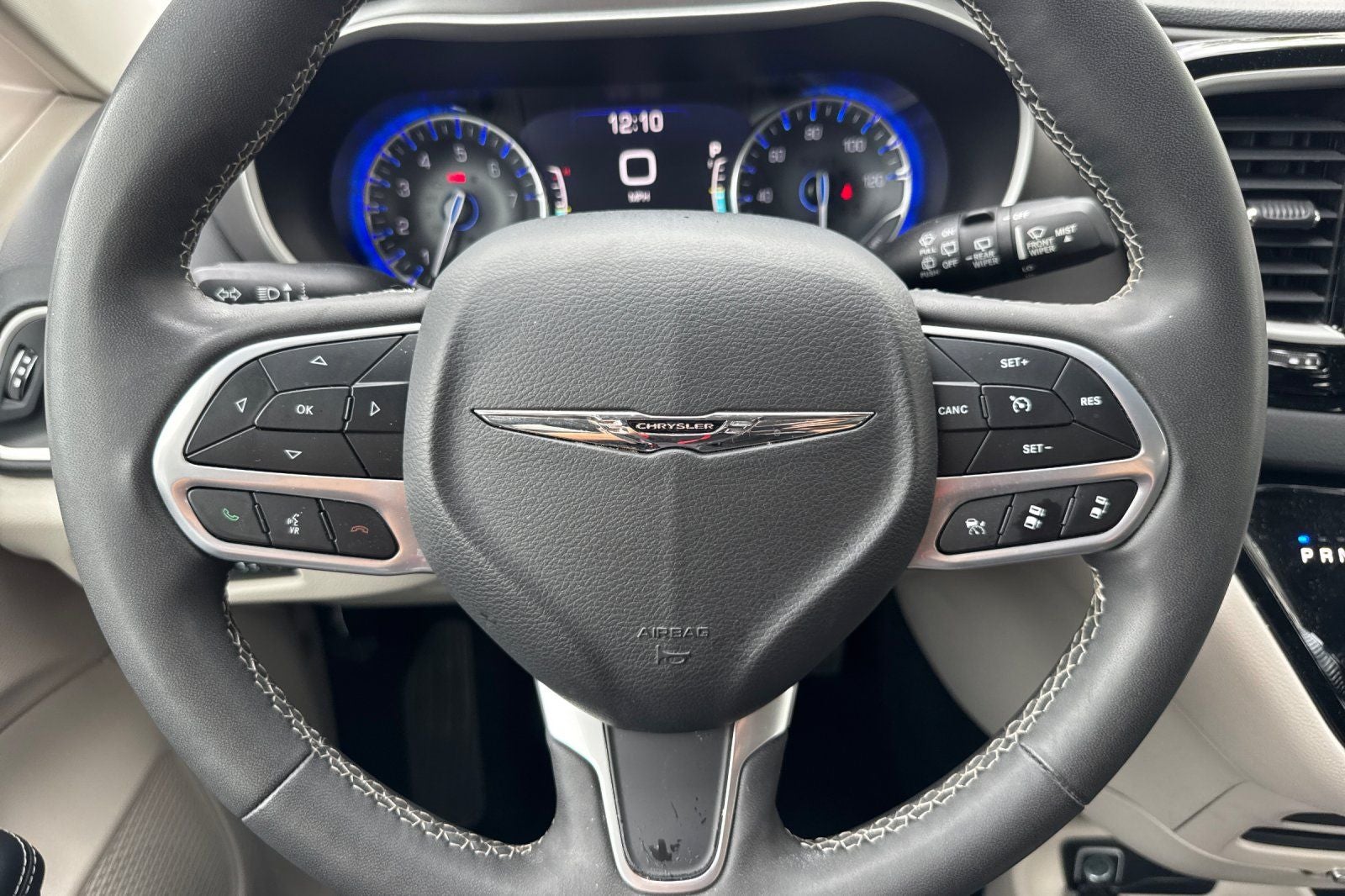 2023 Chrysler Pacifica Touring L Touring