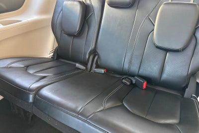 2023 Chrysler Pacifica Touring L touring