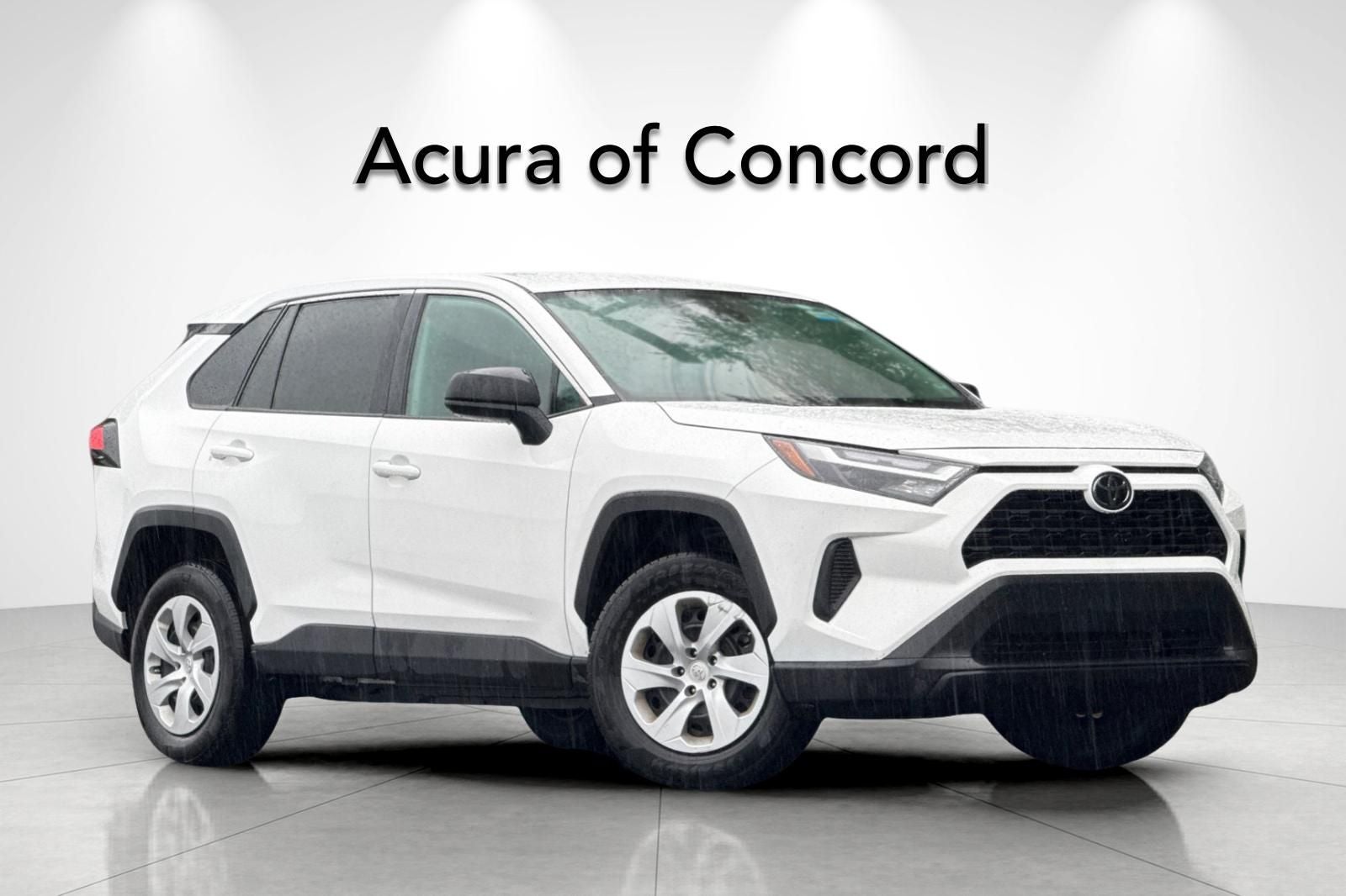 2024 Toyota RAV4 LE