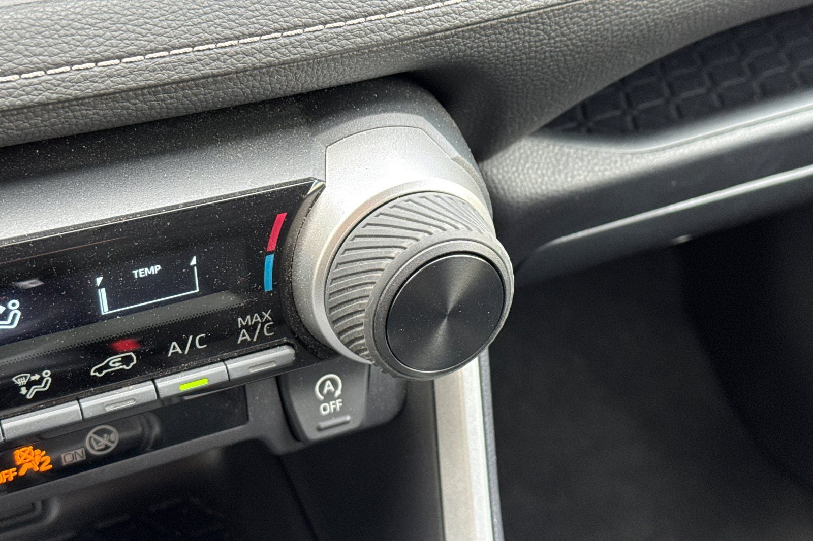 2025 Toyota RAV4 LE LE