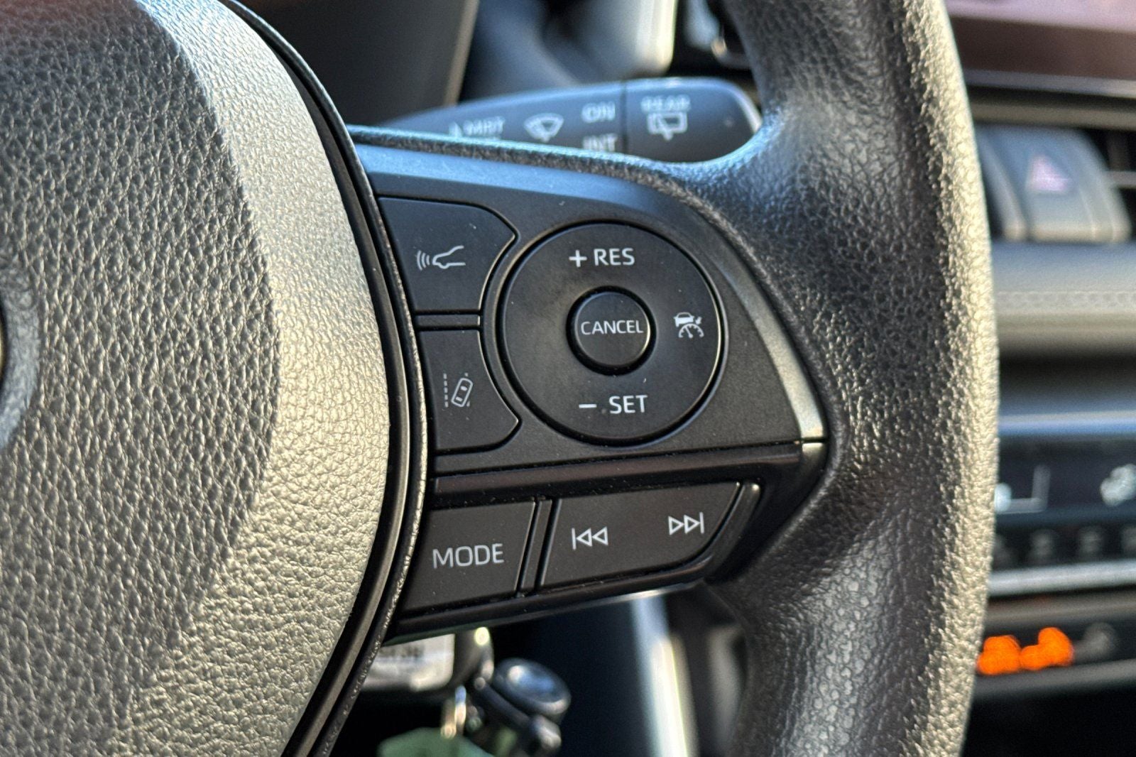 2024 Toyota RAV4 LE LE