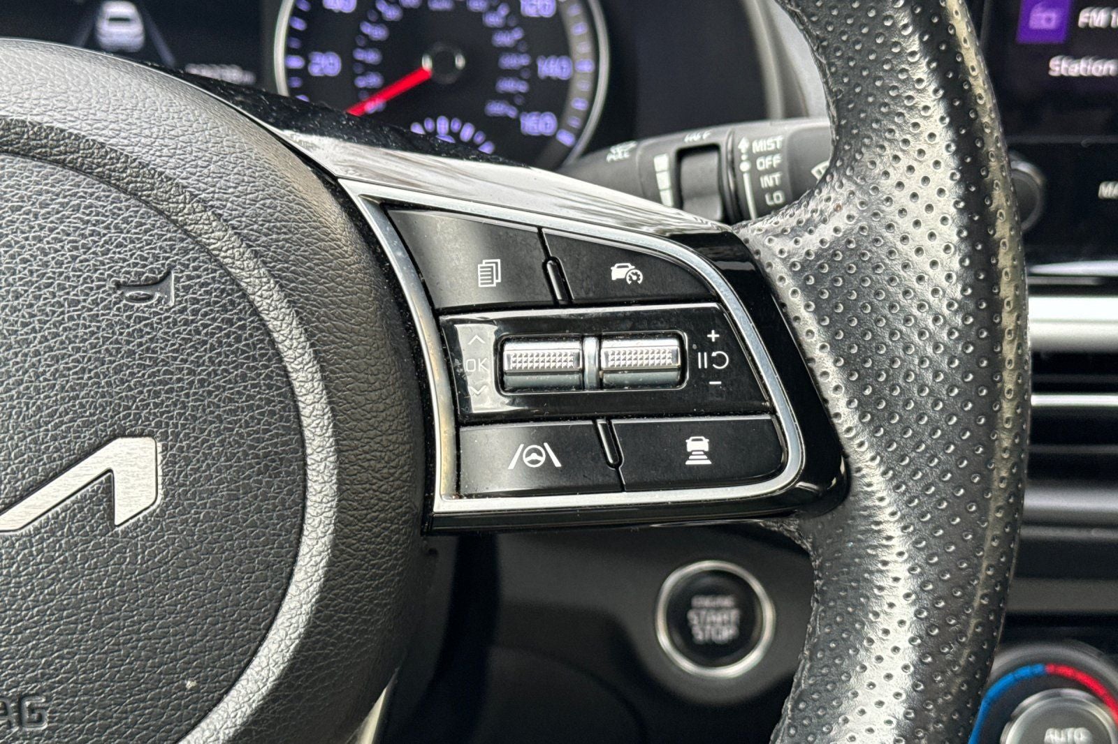 2023 Kia Forte GT-Line Technology package