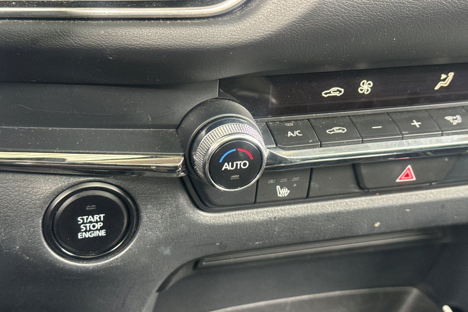 2025 Mazda Mazda CX-30 2.5 S Preferred Package