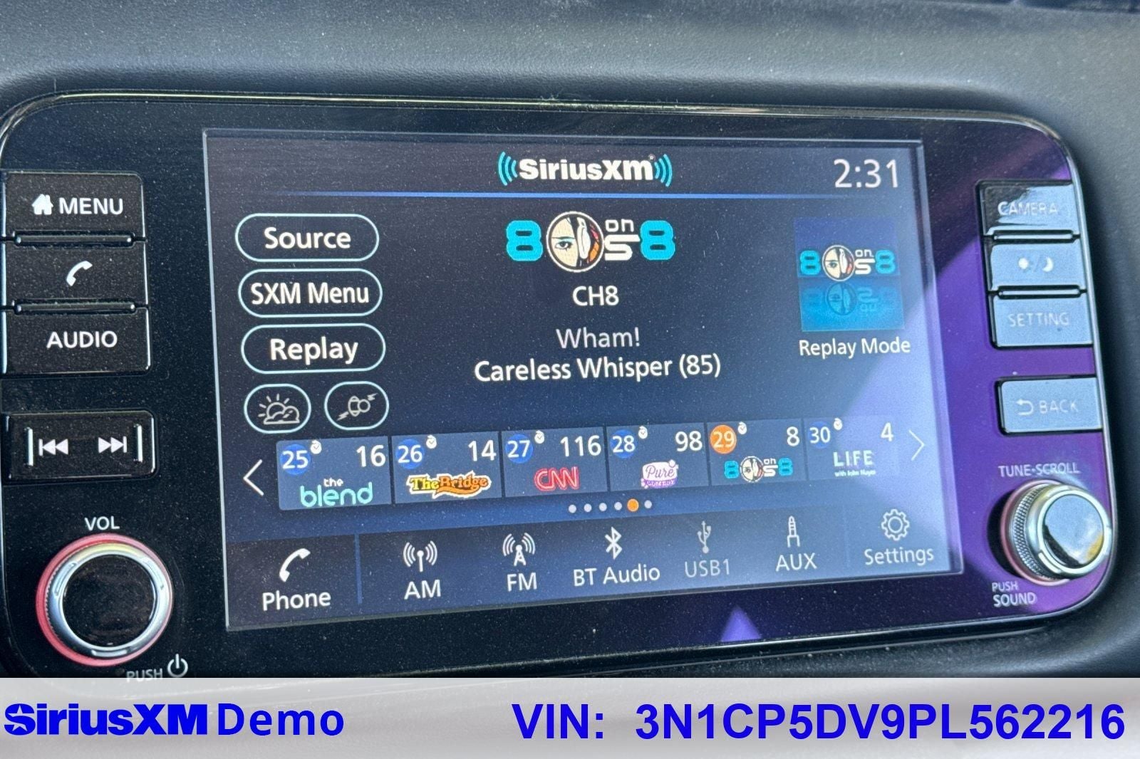 2023 Nissan Kicks SR
