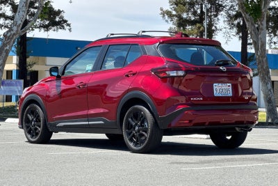2023 Nissan Kicks SR