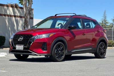 2023 Nissan Kicks SR