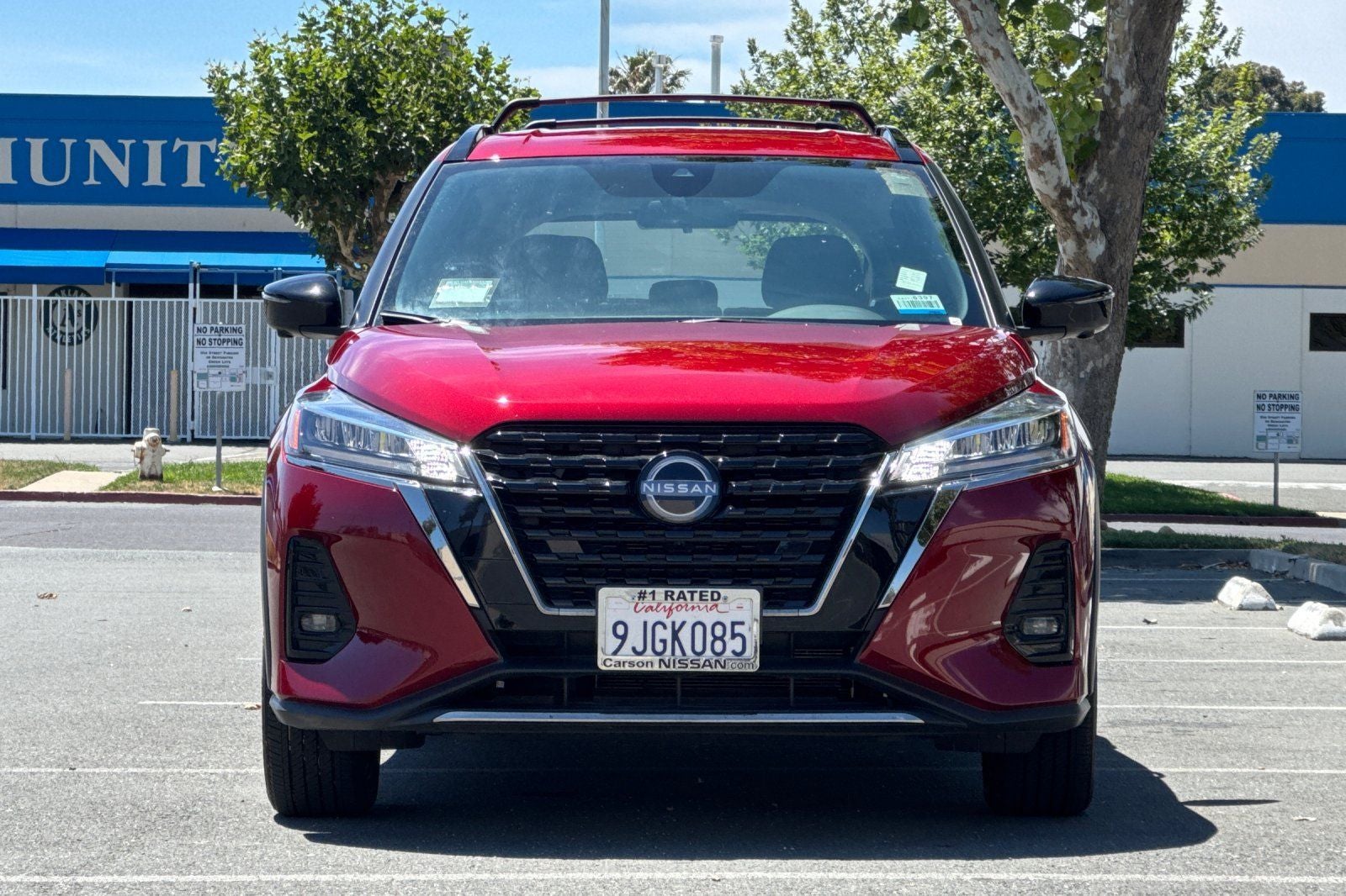 2023 Nissan Kicks SR