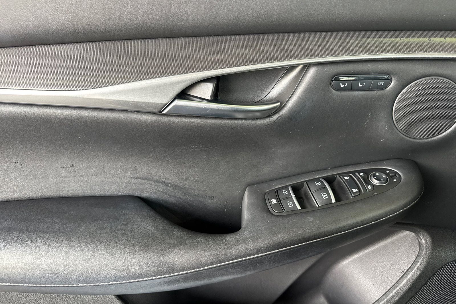 2023 INFINITI QX50 LUXE