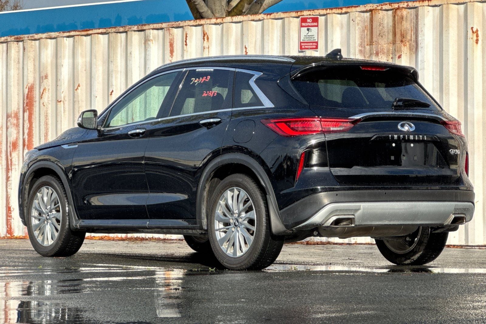 2023 INFINITI QX50 LUXE