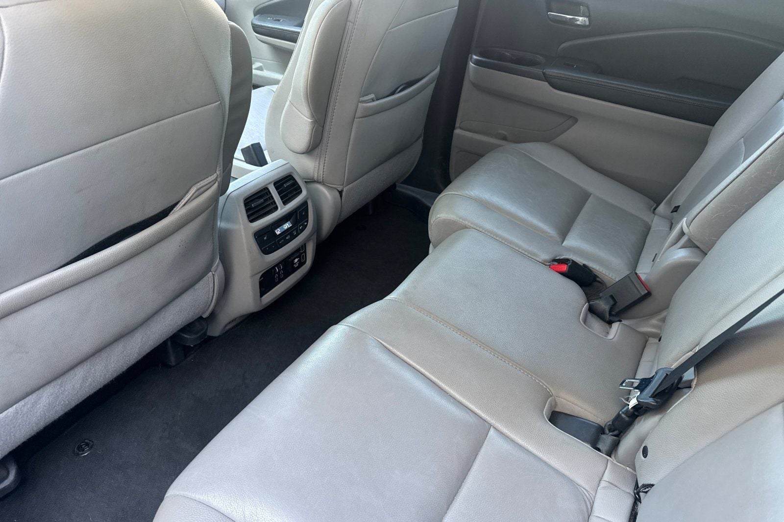 2020 Honda Pilot Touring 8 Passenger