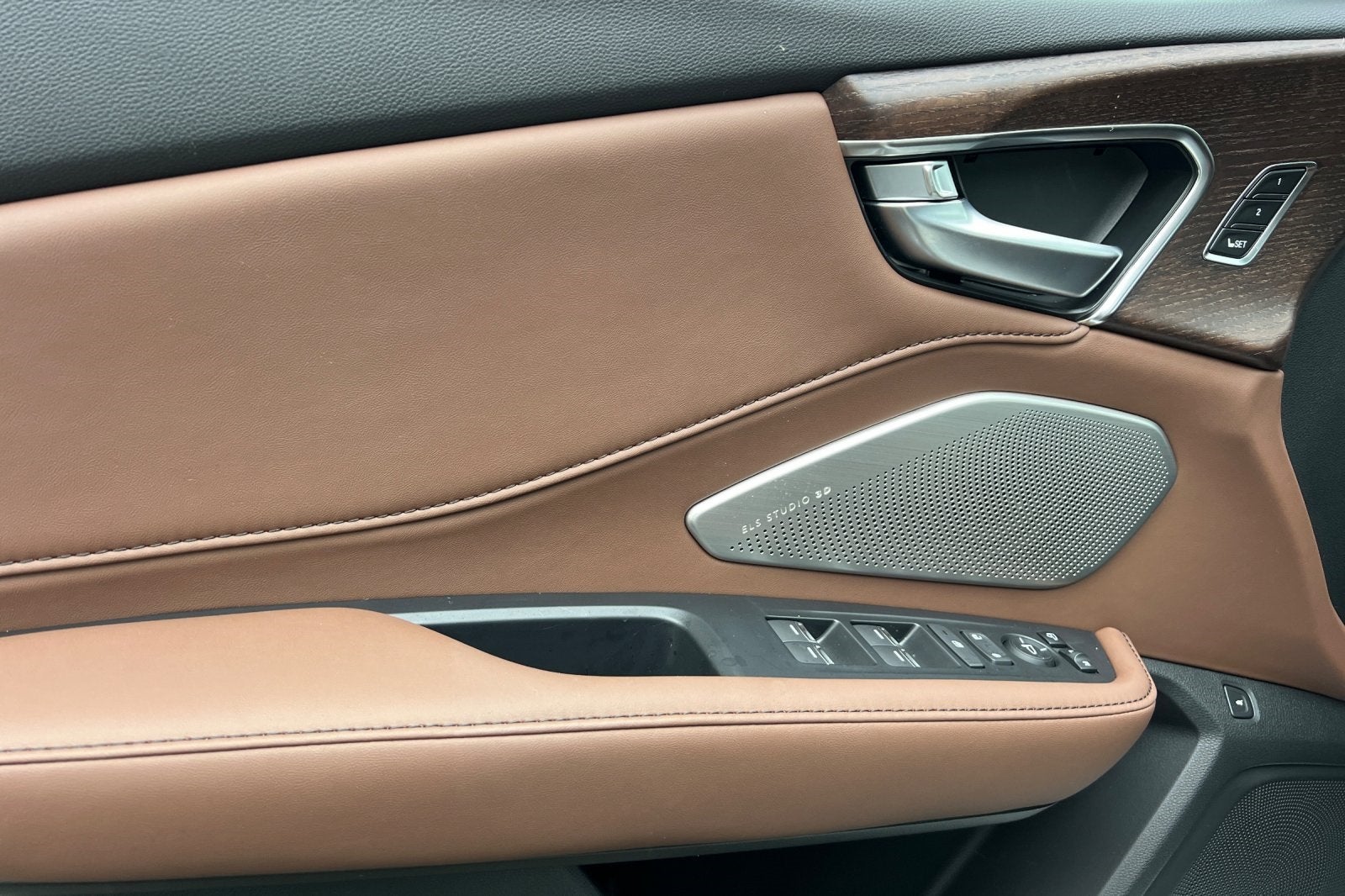 2025 Acura RDX with Advance Package