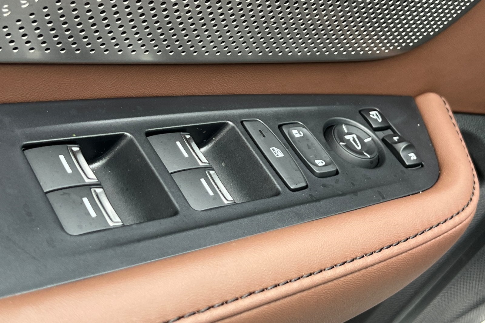 2025 Acura RDX with Advance Package