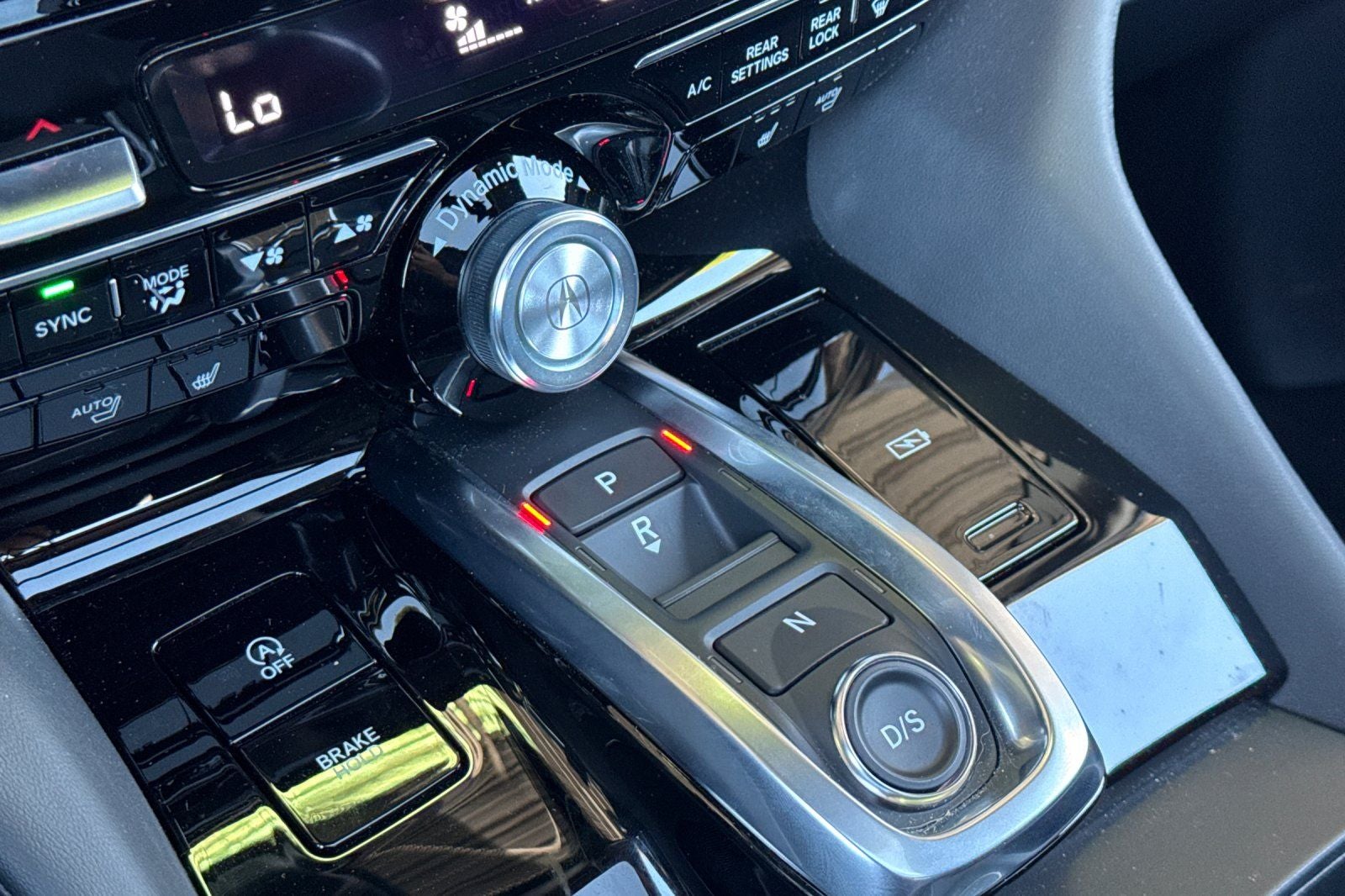 2024 Acura MDX 4TECH