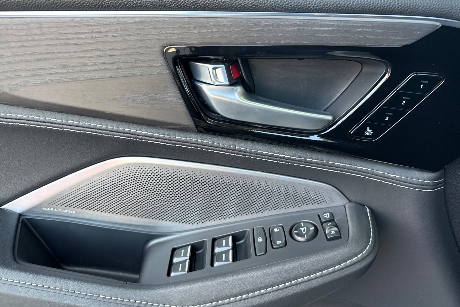 2026 Acura MDX with Advance Package