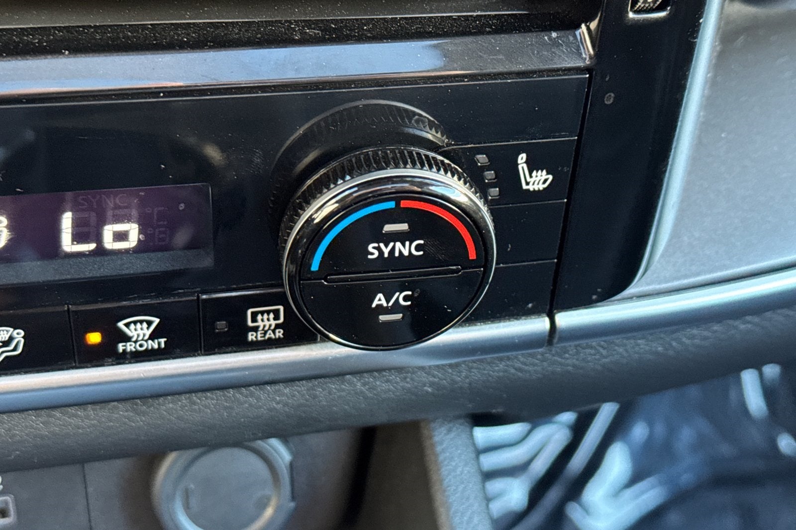 2022 Nissan Rogue SV Premium