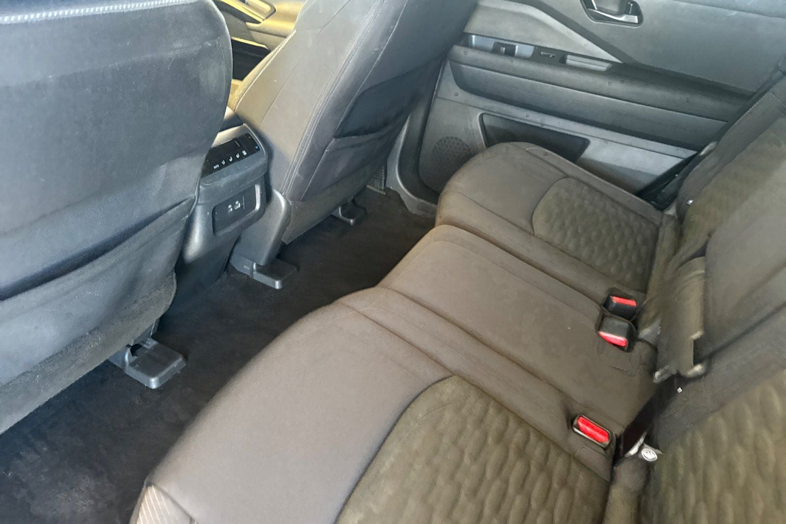 2024 Nissan Pathfinder SV SV
