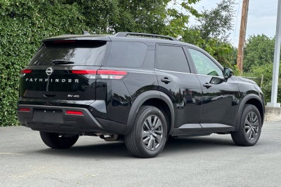 2024 Nissan Pathfinder SV SV