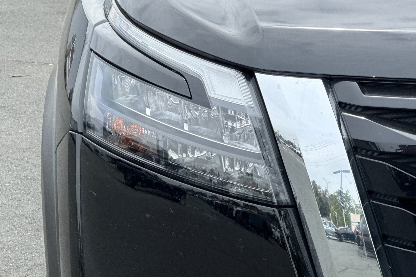 2024 Nissan Pathfinder SV SV